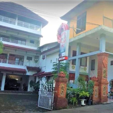 维斯马丹坎丁阿曼达酒店 Mojokerto 外观 照片