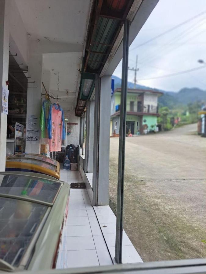 维斯马丹坎丁阿曼达酒店 Mojokerto 外观 照片